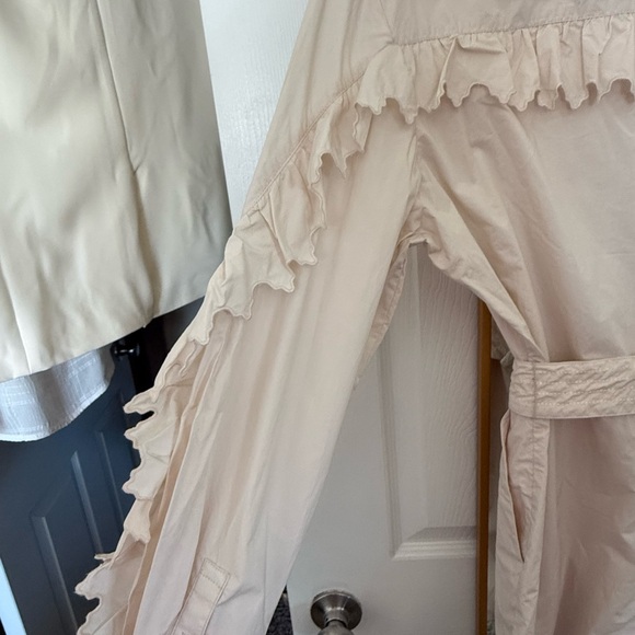 H&M Cream Ruffled Romper - Picture 4 of 5